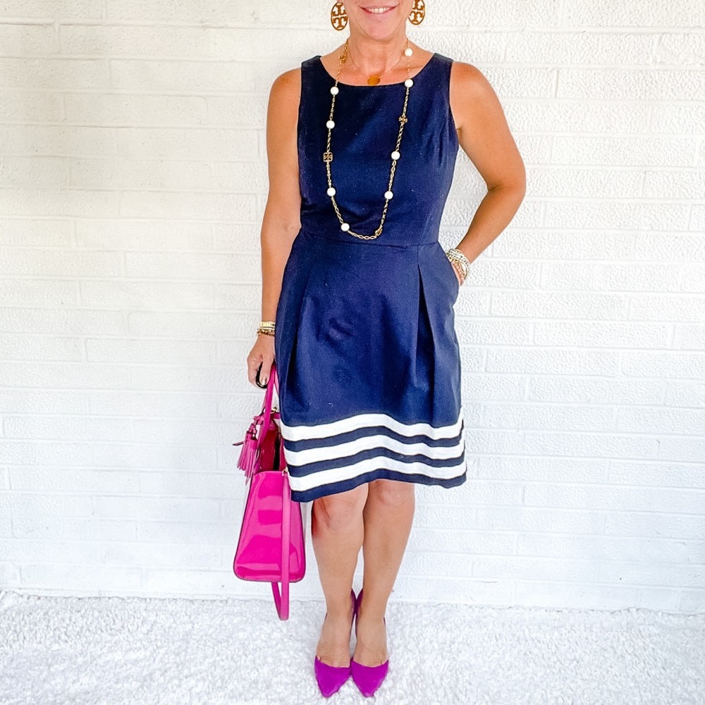 🐣💕 Tommy Hilfiger Sleeveless Navy White Dress - 2 - Picture 1 of 7